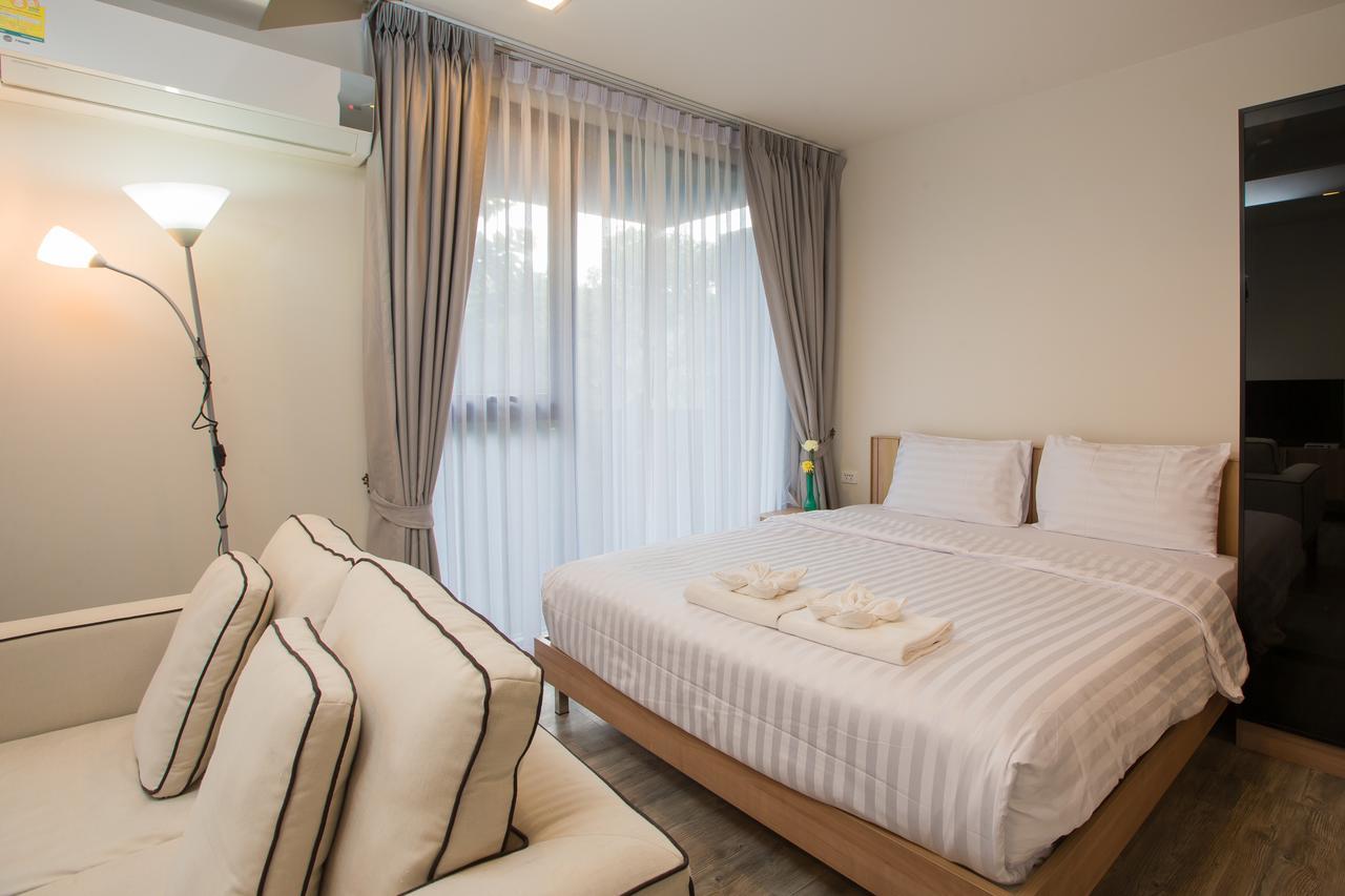 The Deck Condo Patong By Vip Esterno foto