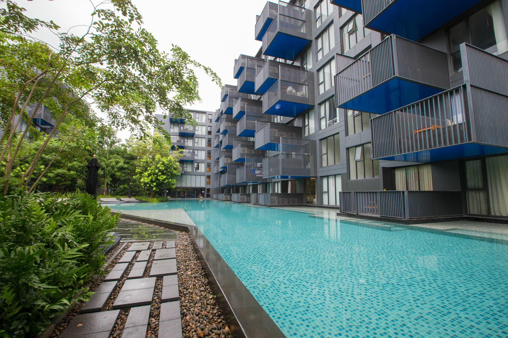 The Deck Condo Patong By Vip Esterno foto